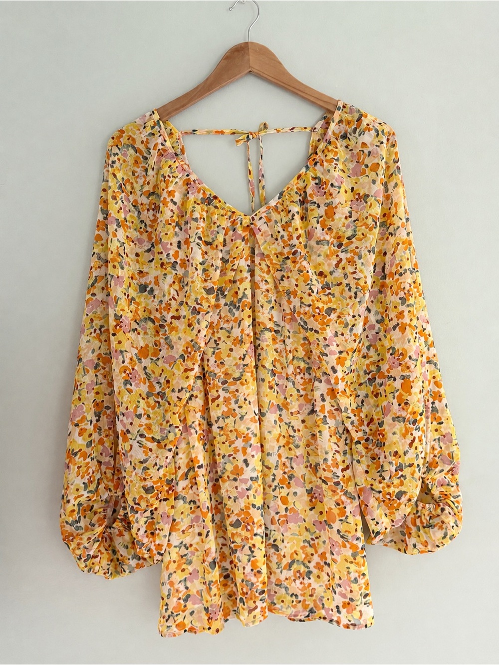 Promesa Floral V-Neck Long Sleeve Blouse Small